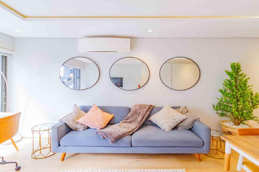 1 Bedroom Property for Sale in Sea Point Western Cape